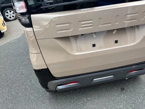 Mitsubishi Delica Mini