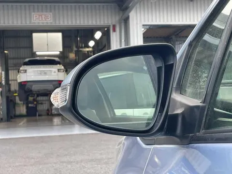 Toyota Yaris (Vitz)