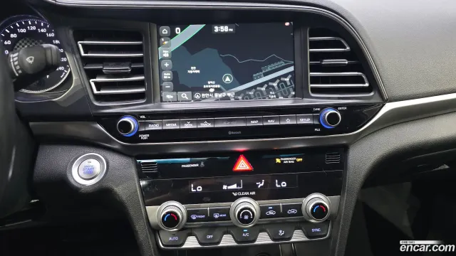 Hyundai Elantra (Avante)