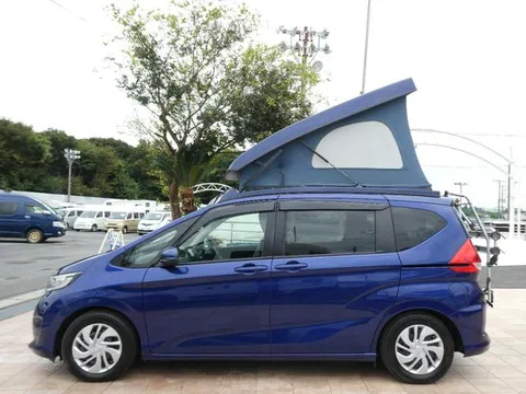 Honda Freed Plus
