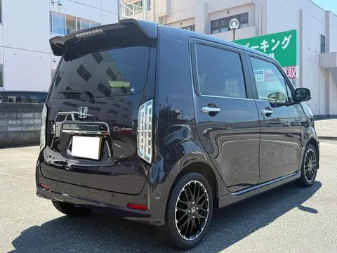 Honda N-WGN Custom