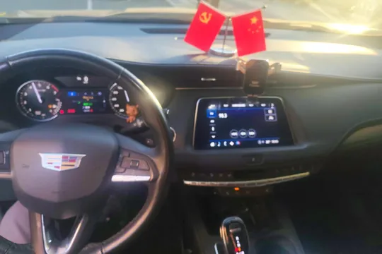 Cadillac XT4