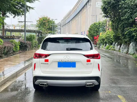 Infiniti QX50