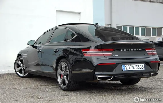 Genesis G80