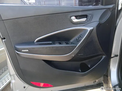 Hyundai Grand Santa Fe (Maxcruz)