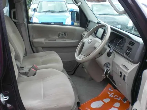 Daihatsu Atrai Wagon