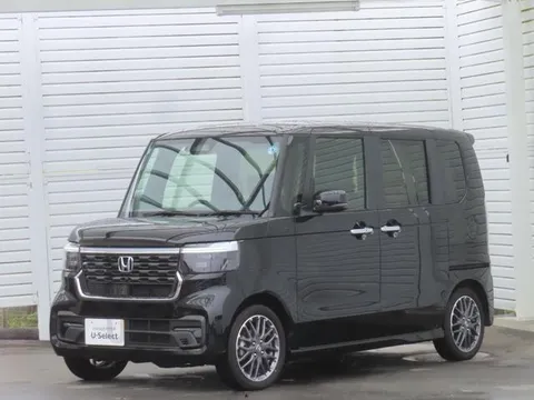 Honda N-BOX Custom
