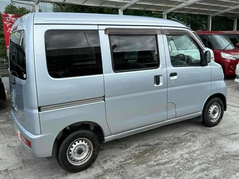 Daihatsu Hijet Cargo