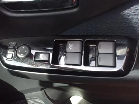 Mitsubishi eK X