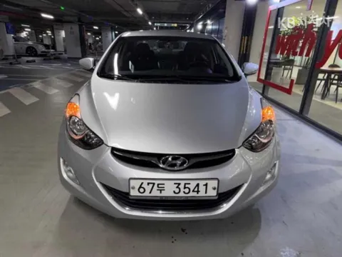 Hyundai Elantra (Avante)