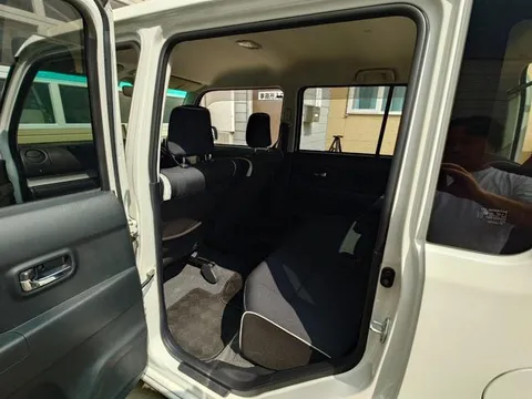 Toyota Pixis Space