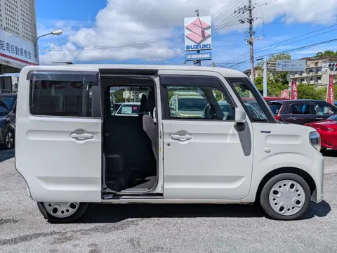 Suzuki Spacia