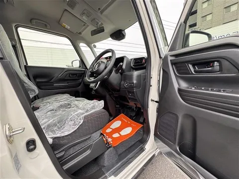 Suzuki Spacia Gear