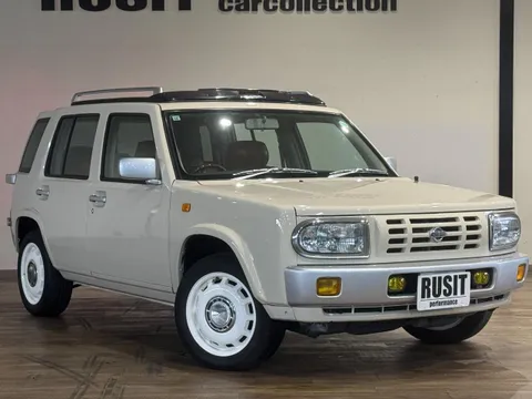 Nissan Rasheen