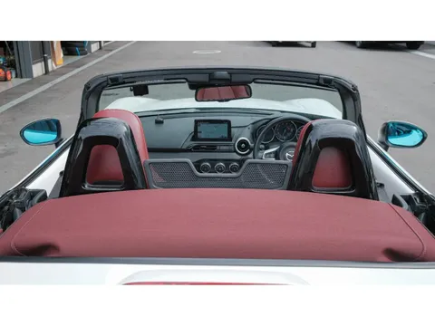 Mazda MX-5 (Roadster)