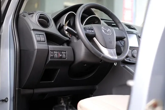Mazda Mazda 5