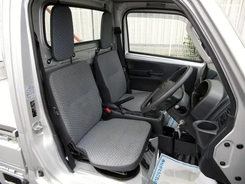 Nissan Clipper Truck