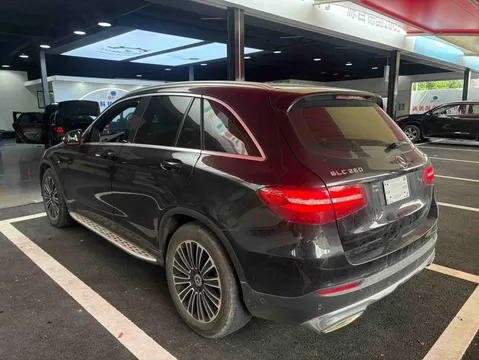 Mercedes-Benz Mercedes-Benz GLC