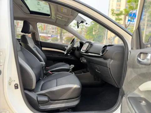 Kia KX1