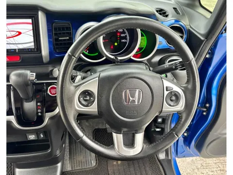 Honda N-BOX Plus