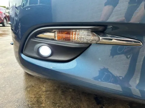 Mazda Axela Sport