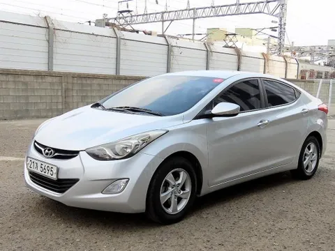 Hyundai Elantra (Avante)