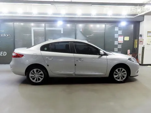 Renault SM3