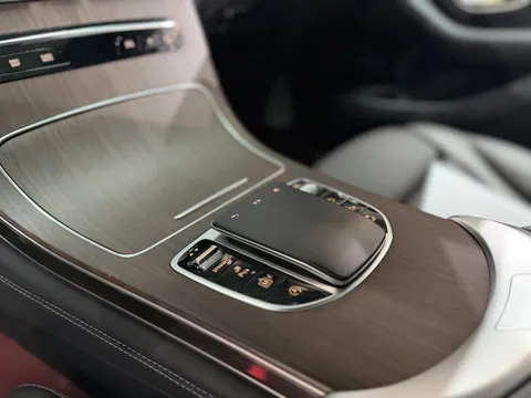Mercedes-Benz Mercedes-Benz GLC