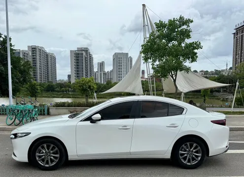 Mazda Mazda 3