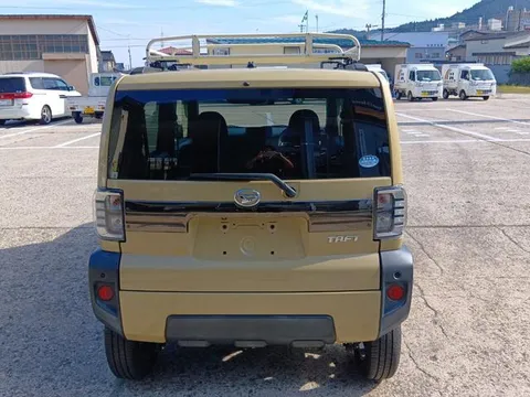Daihatsu Taft