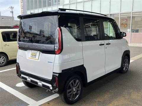 Mitsubishi Delica Mini