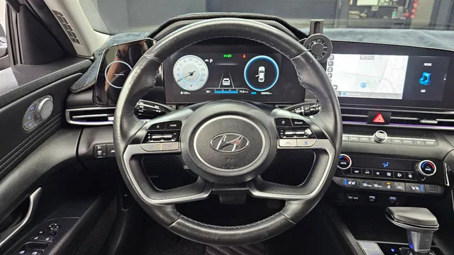 Hyundai Elantra (Avante)