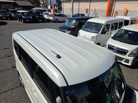 Suzuki Spacia Custom