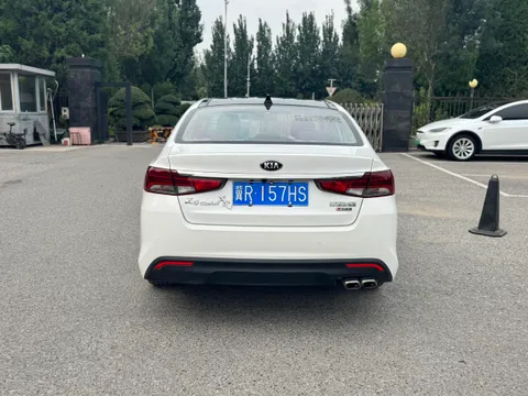 Kia K4