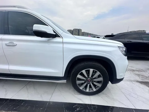 Roewe RX8