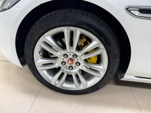 Jaguar XEL