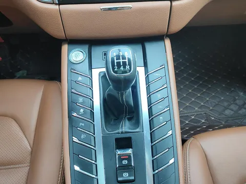 Zotye SR9