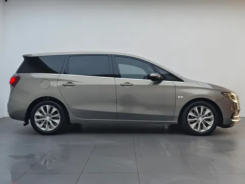 Buick GL6