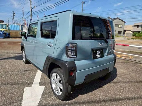Daihatsu Taft