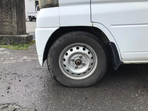 Mitsubishi Minicab Truck