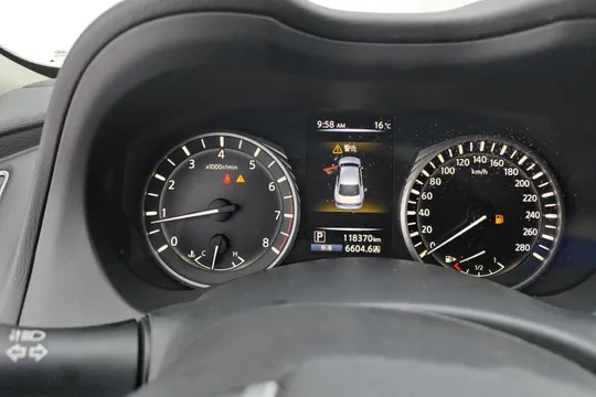 Infiniti Q50L