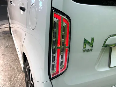 Honda N-WGN Custom