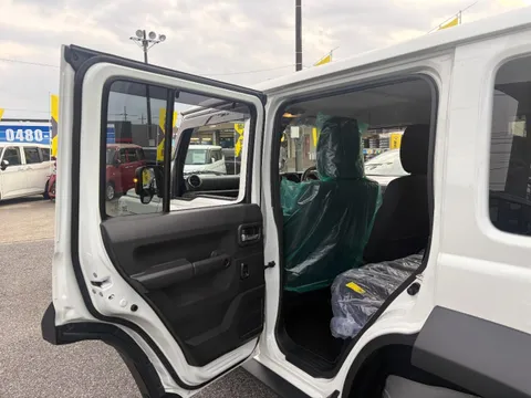 Suzuki Jimny Nomade