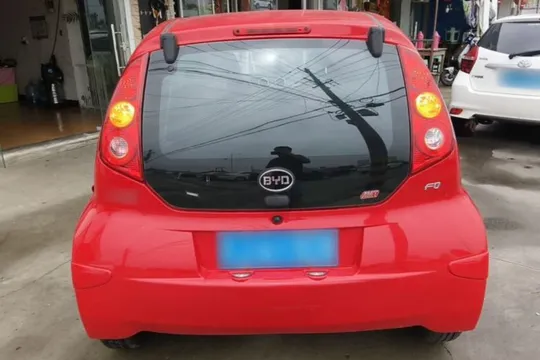BYD F0