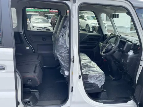 Suzuki Spacia Gear