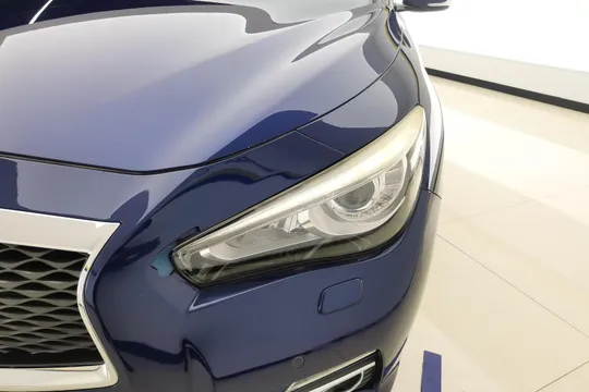 Infiniti Q50L