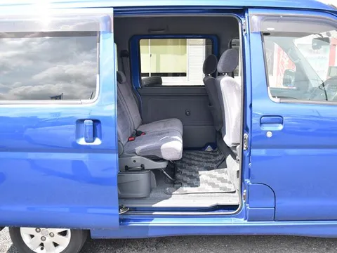 Daihatsu Atrai Wagon