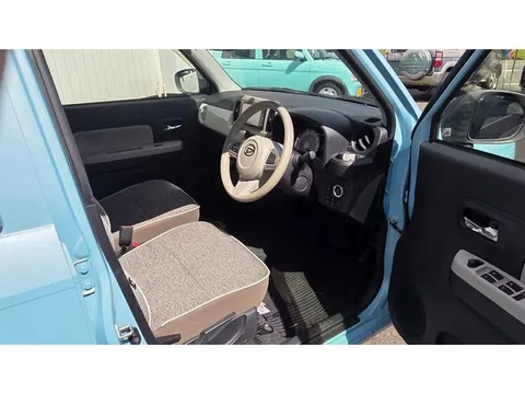 Daihatsu Mira Tocot