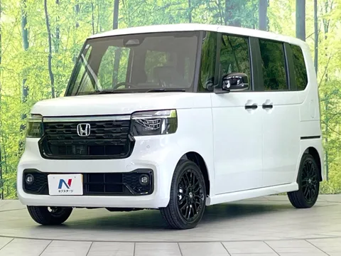 Honda N-BOX Custom