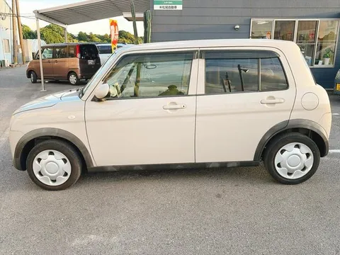 Suzuki Alto Lapin